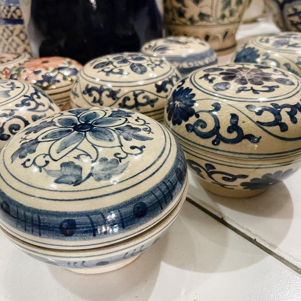 Blue & White Ceramic Bowl w Lid